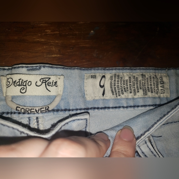 Indigo Rein Forever Light Blue washed shorts size 9 - Picture 2 of 3
